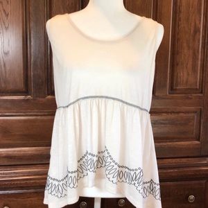 Taylor & Sage White Sleeveless Top Black Detail L